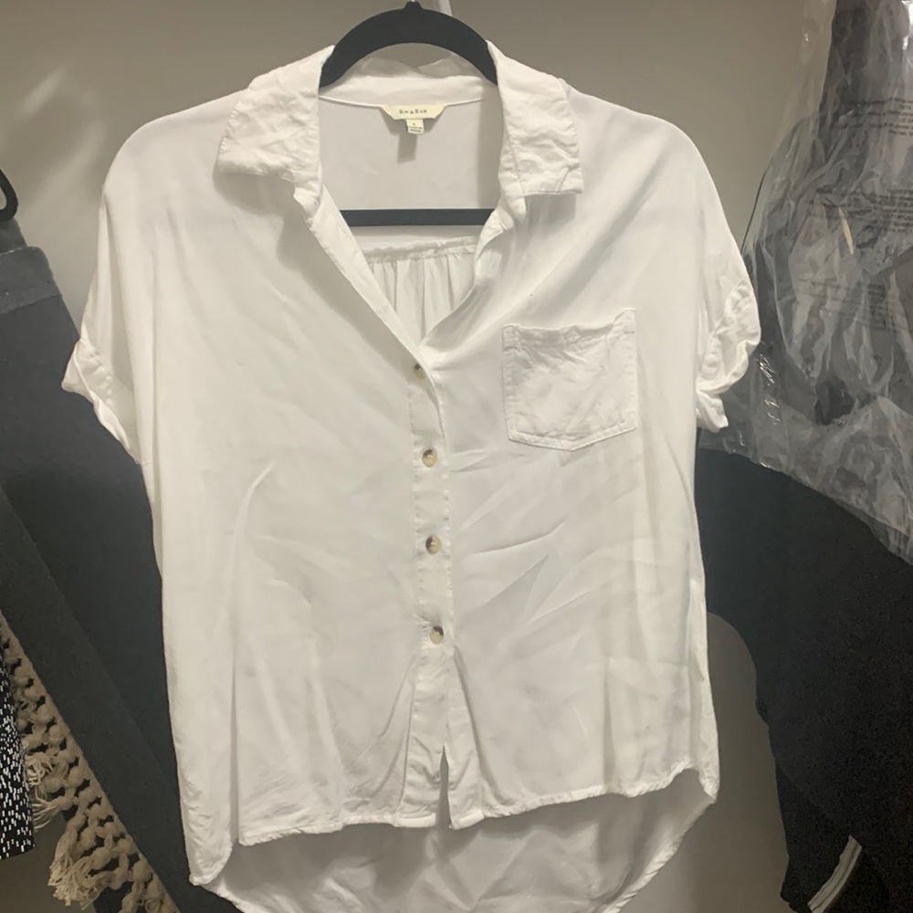 White short sleeve button down shirt